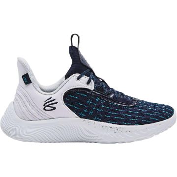 Basketball shoe